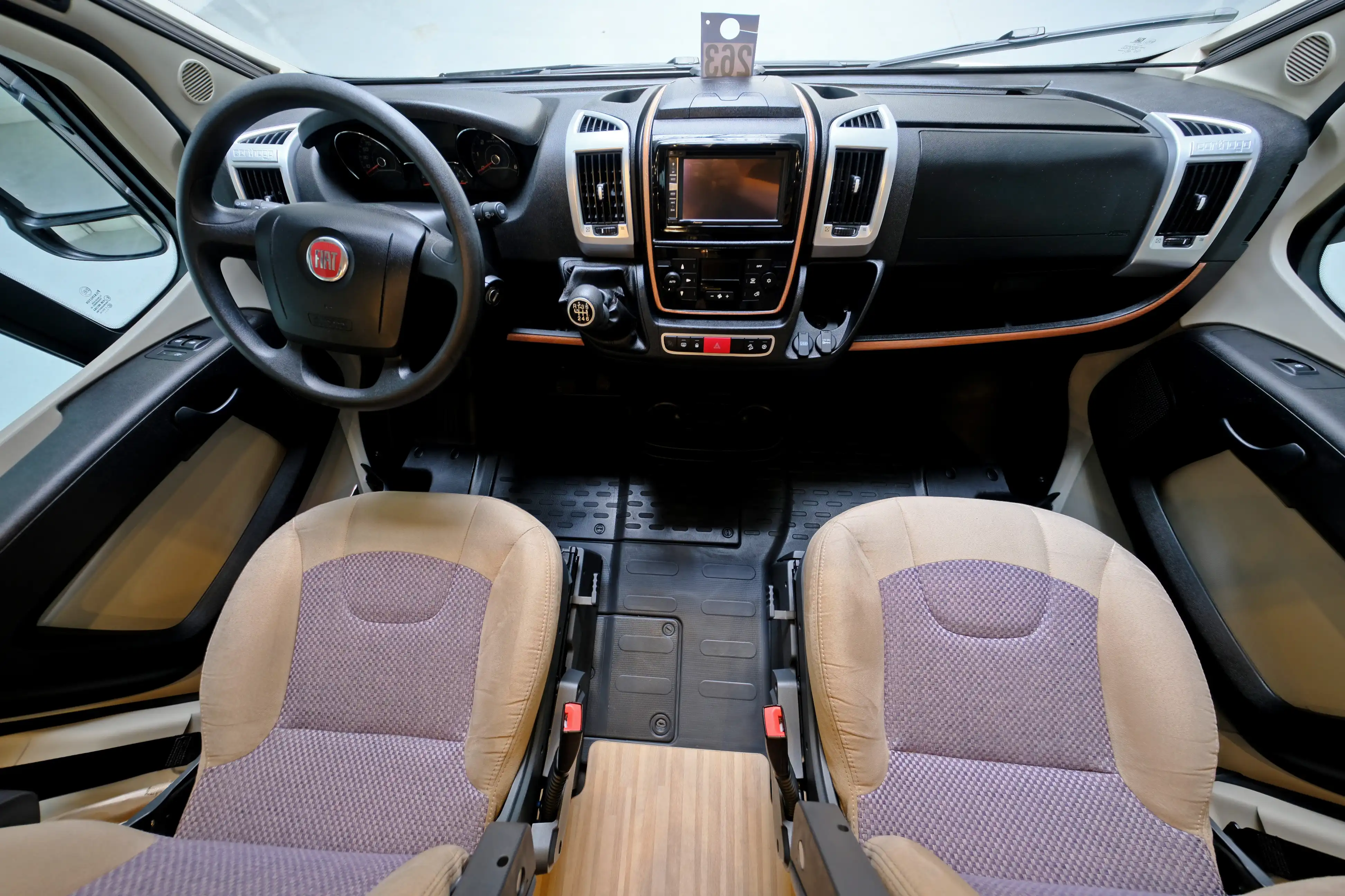 CARTHAGO Chic C-Tourer 143 LE